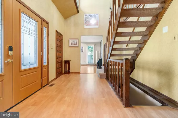 Voorhees, NJ 08043,6 HARTLEY LN