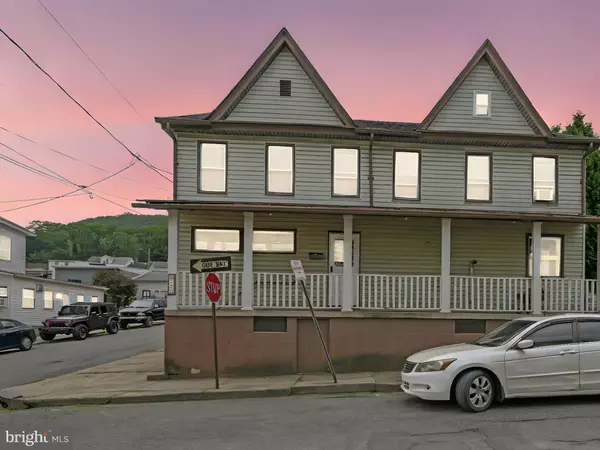 Tamaqua, PA 18252,0 OAK ST