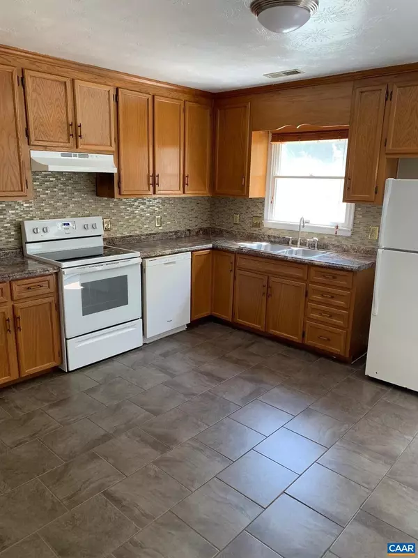 Waynesboro, VA 22980,1384 5TH ST #C