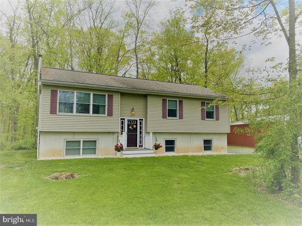 839 LONELY COTTAGE RD, Upper Black Eddy, PA 18972