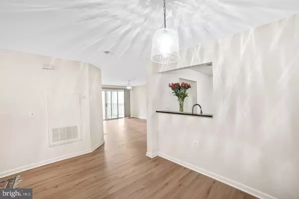 Rockville, MD 20850,15311 DIAMOND COVE TER #5K