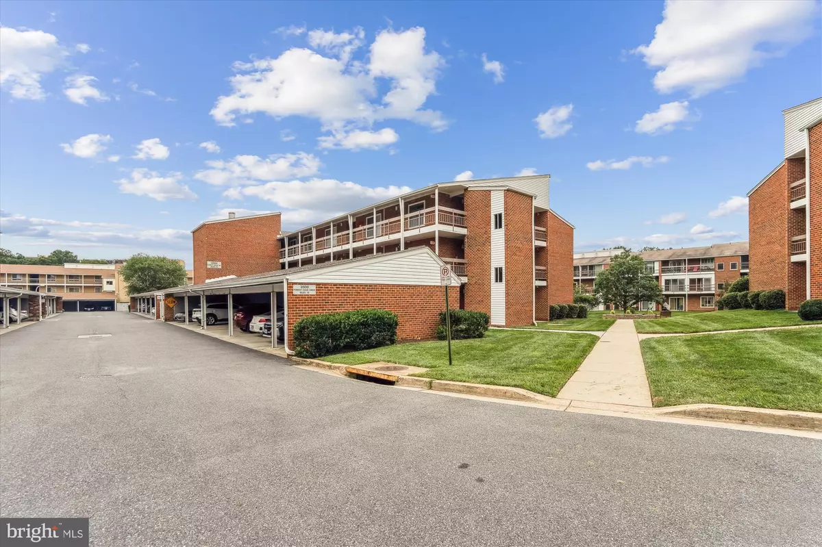 Silver Spring, MD 20906,3500 FOREST EDGE DR #15-1F