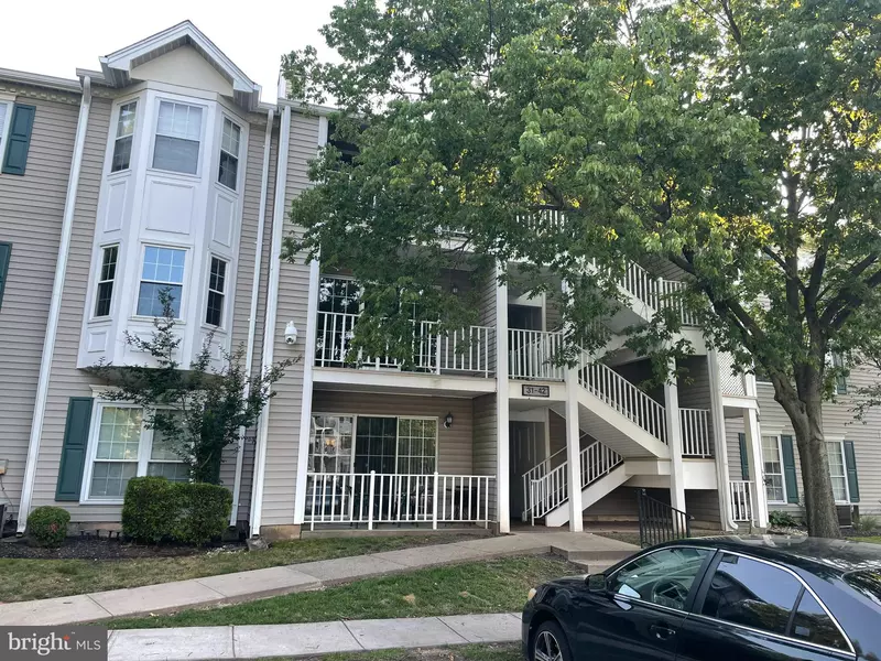 38 BRIGHTON WAY, North Brunswick, NJ 08902