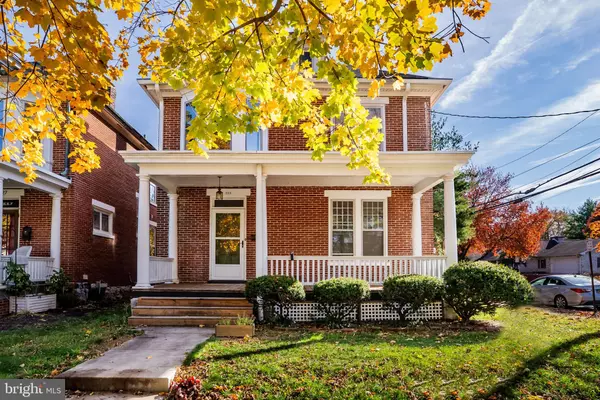 Carlisle, PA 17013,229 MOORELAND AVE