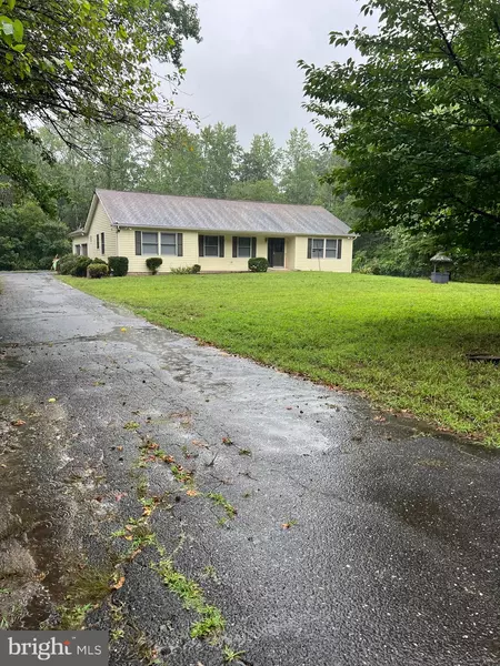 524 CROW POND RD, Pittsgrove, NJ 08318