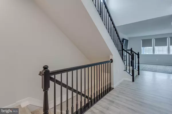 Winchester, VA 22602,128 RAVEN OAKS DR