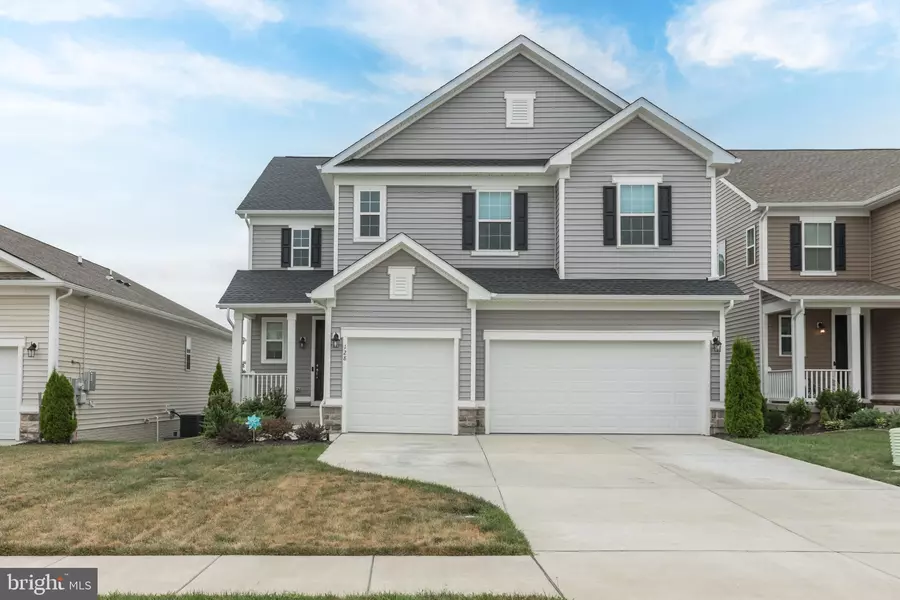 128 RAVEN OAKS DR, Winchester, VA 22602