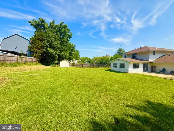 Waldorf, MD 20601,12061 PIERCE RD