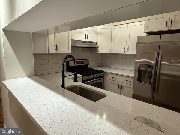 Centreville, VA 20120,14325 JOHNNY MOORE CT