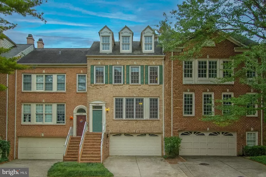 5453 WHITLEY PARK TER #TH-4, Bethesda, MD 20814
