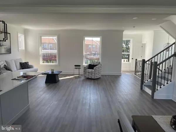 Philadelphia, PA 19114,9838 LEGION ST #7