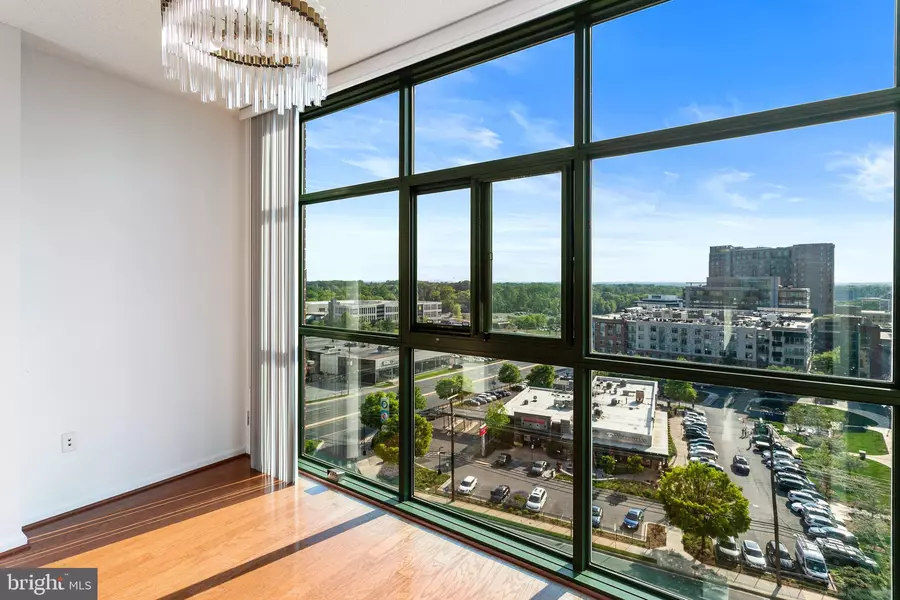 11700 OLD GEORGETOWN #1012, Rockville, MD 20852