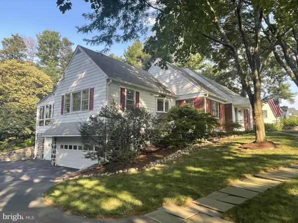 Gladwyne, PA 19035,1113 CLUB HOUSE RD