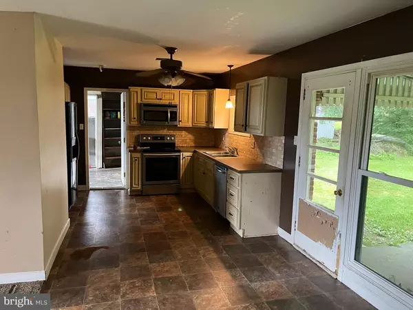 Leola, PA 17540,7 ROSE AVE