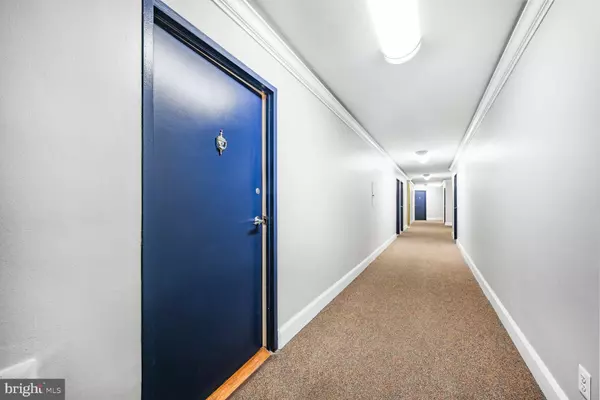 Washington, DC 20009,1801 CLYDESDALE PL NW #407