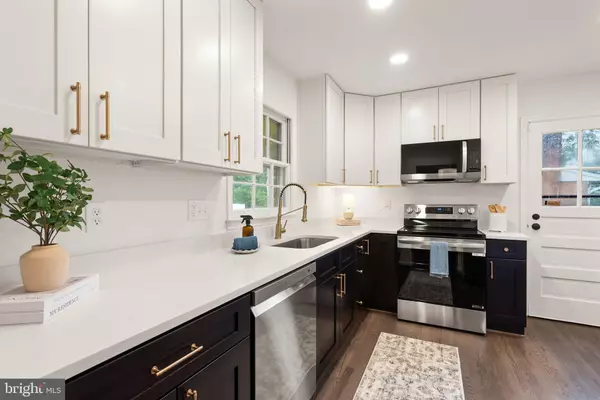 Alexandria, VA 22310,5632 MAXINE CT