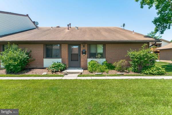 Alexandria, VA 22309,8417 EUREKA CT