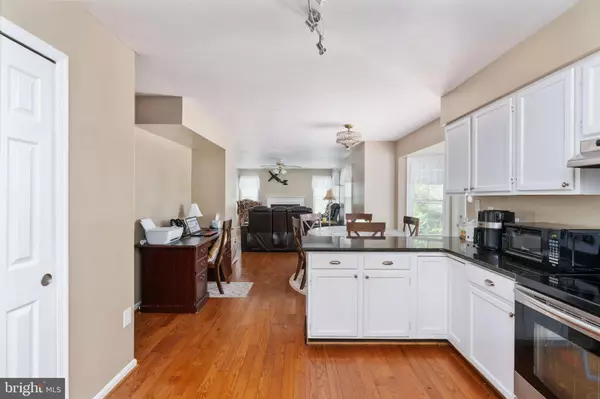 Fredericksburg, VA 22406,6 AMBER CT