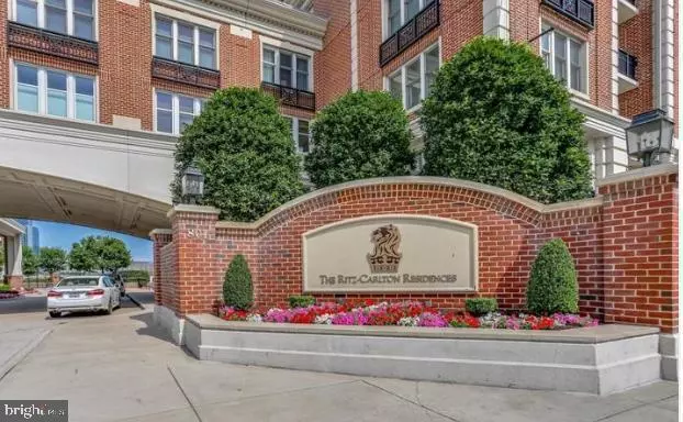 Baltimore, MD 21230,801 KEY HWY #T-36