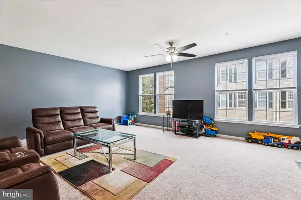 Elkridge, MD 21075,7104 SILVERLEAF OAK RD #173