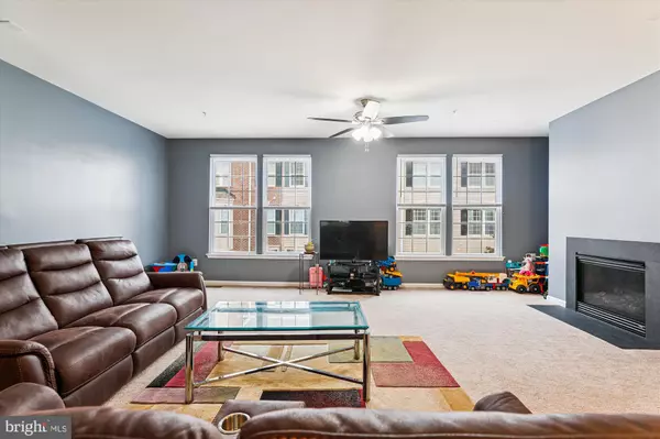 Elkridge, MD 21075,7104 SILVERLEAF OAK RD #173