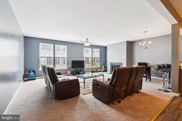 Elkridge, MD 21075,7104 SILVERLEAF OAK RD #173