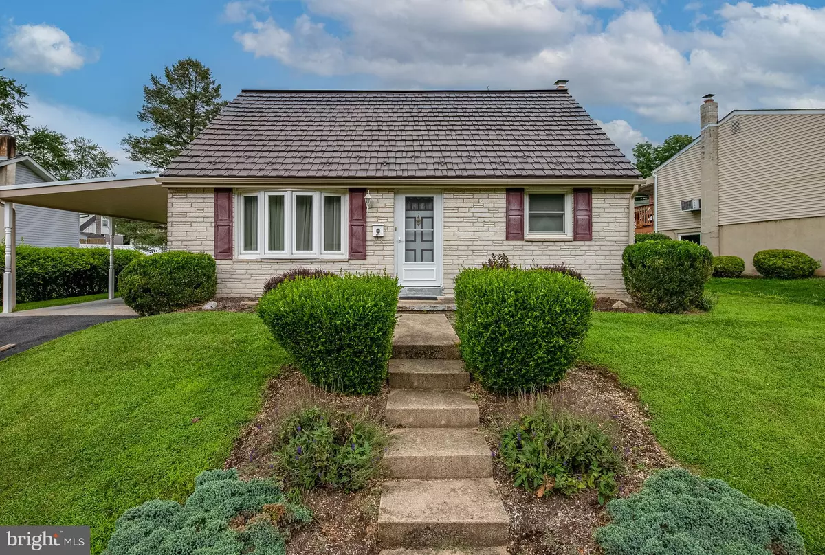 Reading, PA 19601,327 ERNST RD