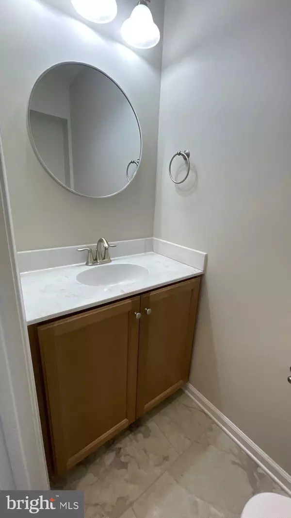 Columbia, MD 21044,10368 COLLEGE SQ