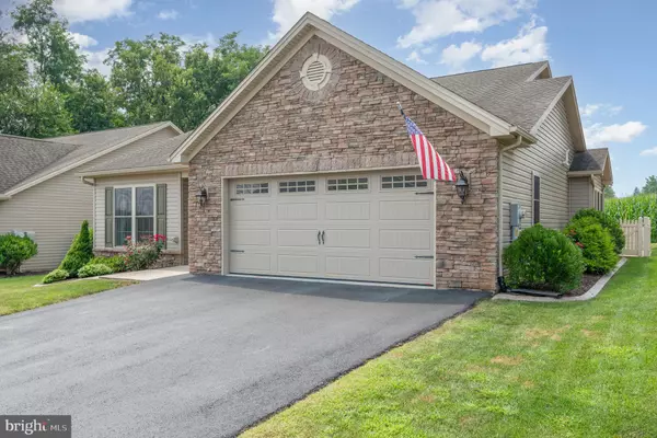 Mechanicsburg, PA 17050,103 THORNCROFT DR