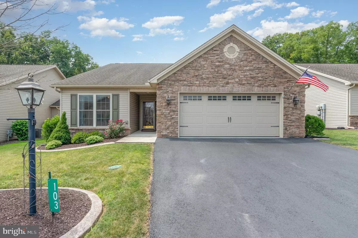 Mechanicsburg, PA 17050,103 THORNCROFT DR