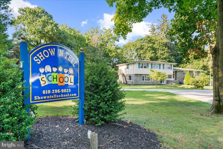 38 E CIRCULAR AVE, Paoli, PA 19301