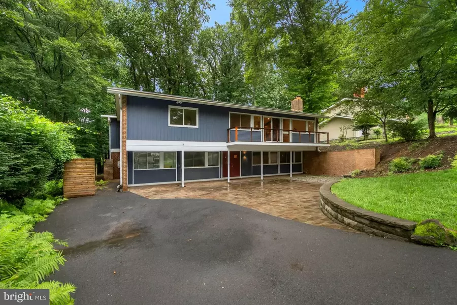 7614 HAMILTON SPRING RD, Bethesda, MD 20817