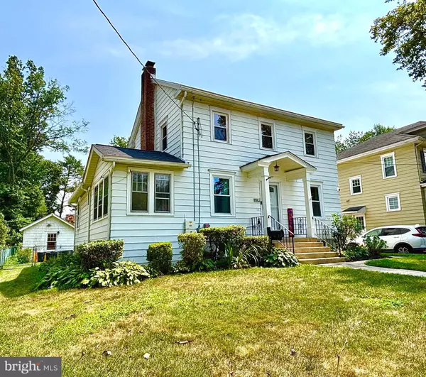 Pennsauken, NJ 08109,6942 WALNUT AVE