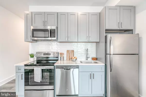 Philadelphia, PA 19146,1524 SOUTH ST #UNIT 406