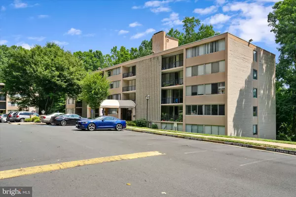 Annandale, VA 22003,4355 IVYMOUNT CT #27