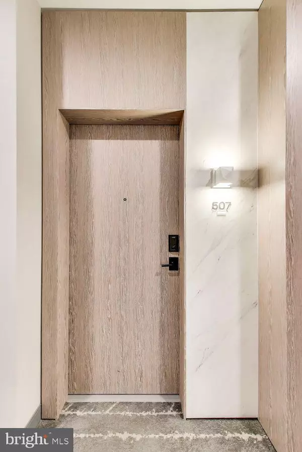 Alexandria, VA 22301,701 SWANN AVE #507