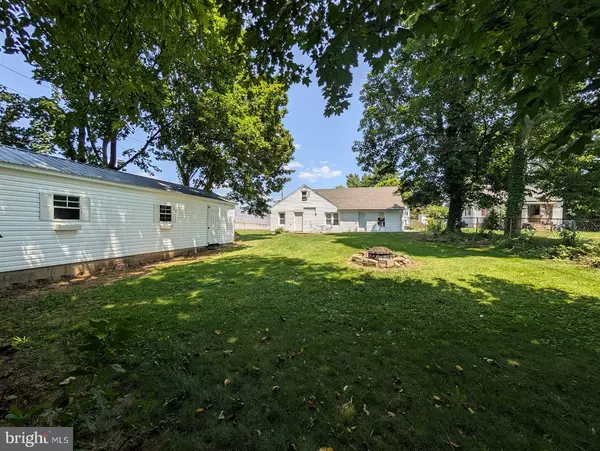 Camp Hill, PA 17011,1122 LAUREL AVE