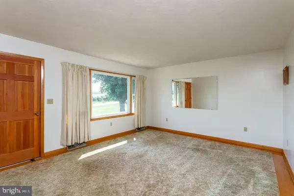 New Market, VA 22844,641 CLICKS LN