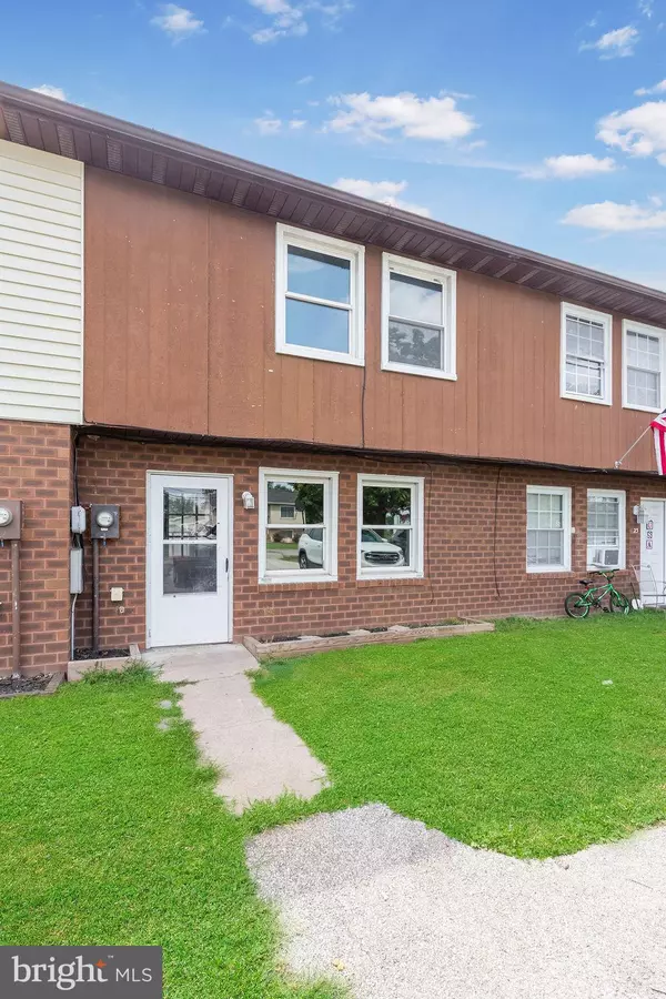 New Oxford, PA 17350,25 COMMERCE ST