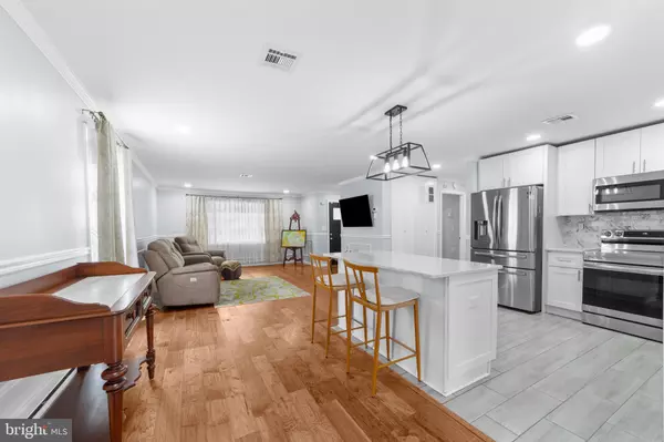 Southampton, NJ 08088,7 PICARDY PL