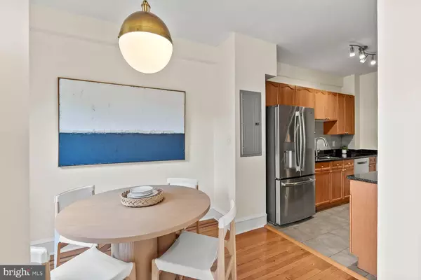 Washington, DC 20009,1613 HARVARD ST NW #306