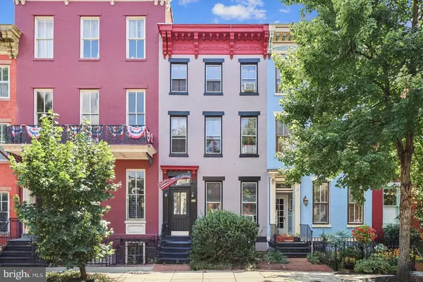 313 C ST SE, Washington, DC 20003
