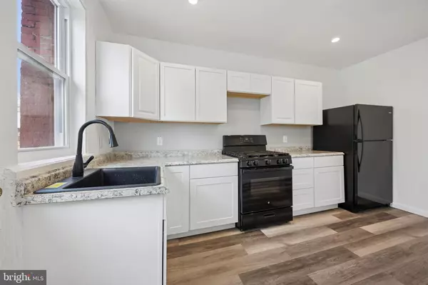 Marcus Hook, PA 19061,33 MAPLE ST