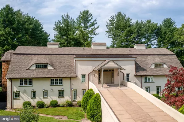 Wilmington, DE 19807,208 HAYSTACK LN