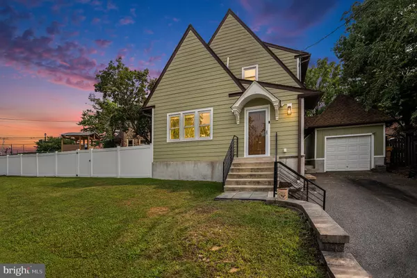 7238 HOLLYWOOD RD, Fort Washington, PA 19034