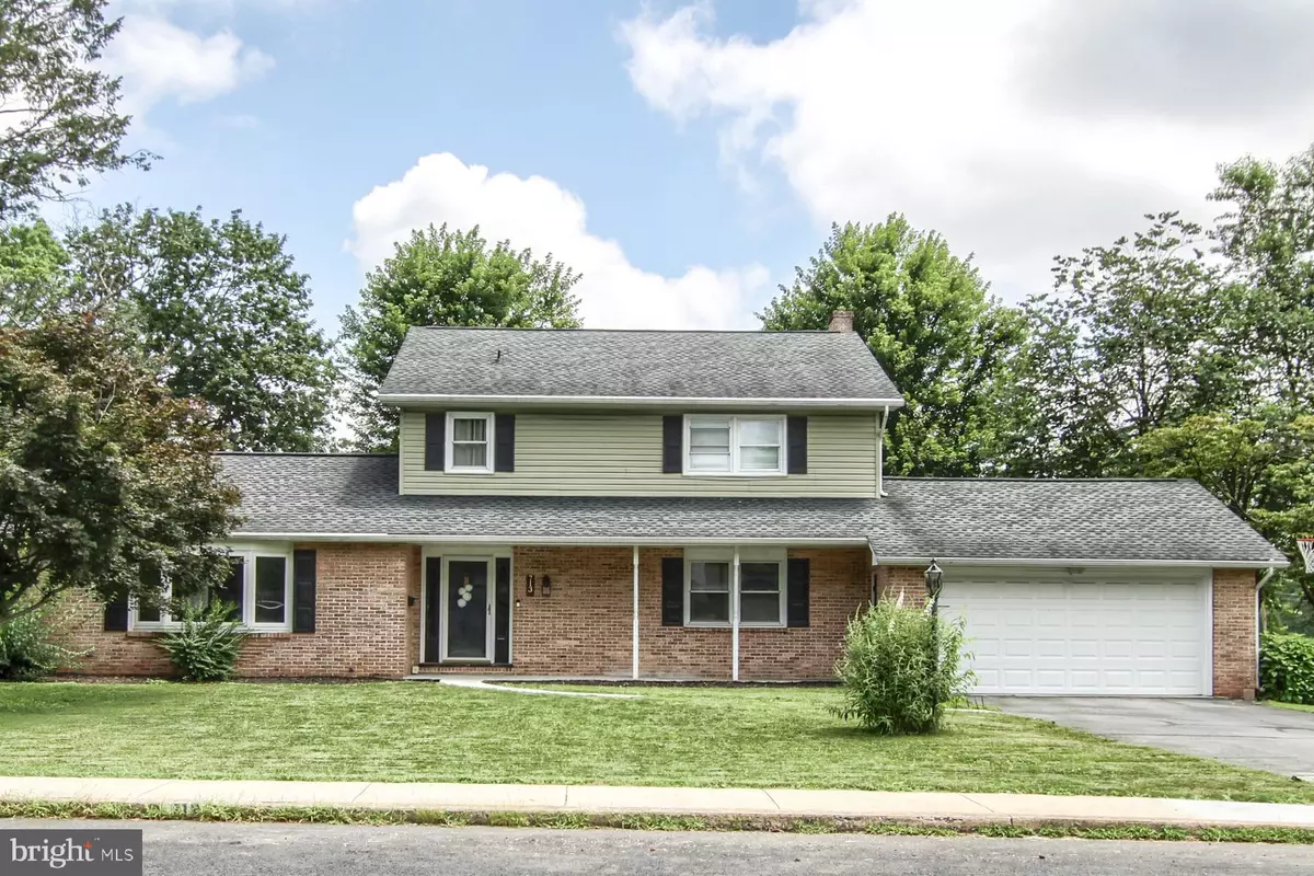 Carlisle, PA 17013,713 YORKSHIRE DR