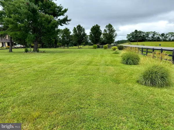 Gore, VA 22637,902 CARPERS PIKE