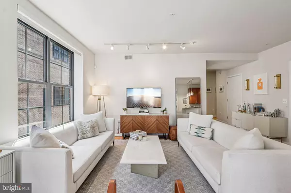 Washington, DC 20009,2412 17TH ST NW #202