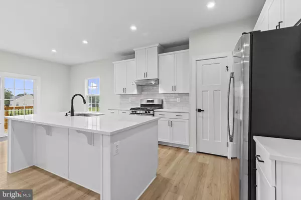 York, PA 17402,225 CHADSWORTH WAY