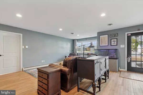 Pottstown, PA 19464,1212 CRESTWOOD DR